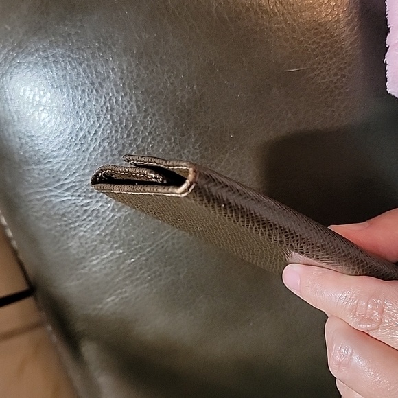 Louis Vuitton Taiga Key Case Pouch Authentic - Picture 12 of 15